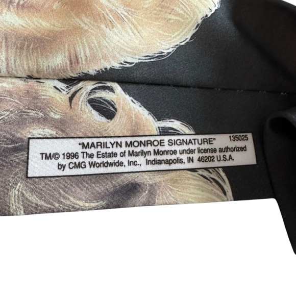 *Men’s Vintage Ralph Marlin Marilyn Monroe Signature Neck Tie 1996 Polyester. - Picture 7 of 8